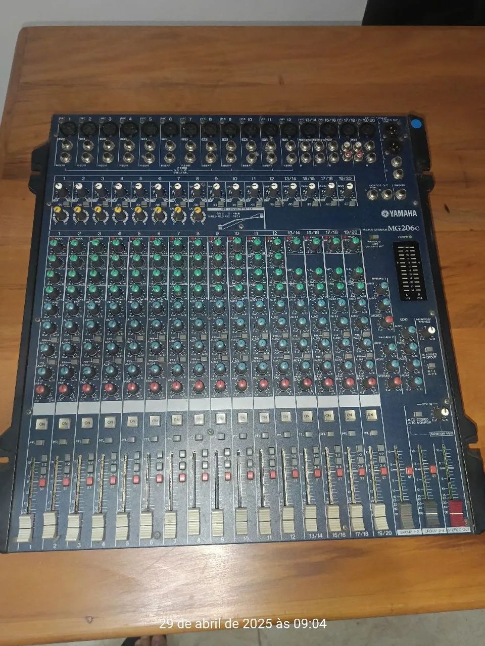 Mesa de Som Yamaha MG 206C 20 canais  - Foto 2