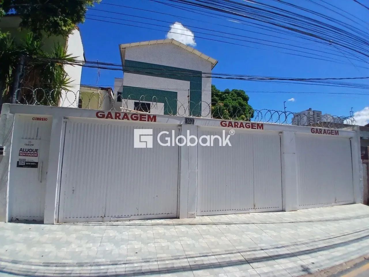Kitnete para alugar no bairro Melo com 45m², 1 quarto(s) e 1 vaga de garagem.