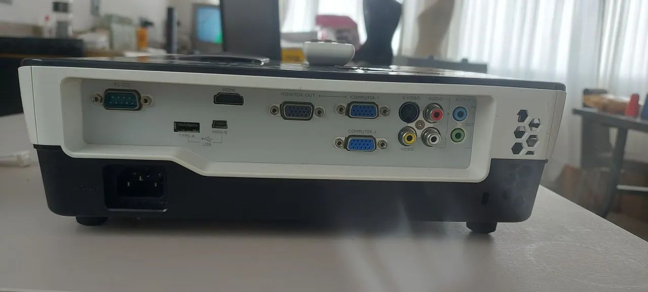 Estou liquidando, Projetor benq hdmi rca rgb sem detalhes - Foto 6