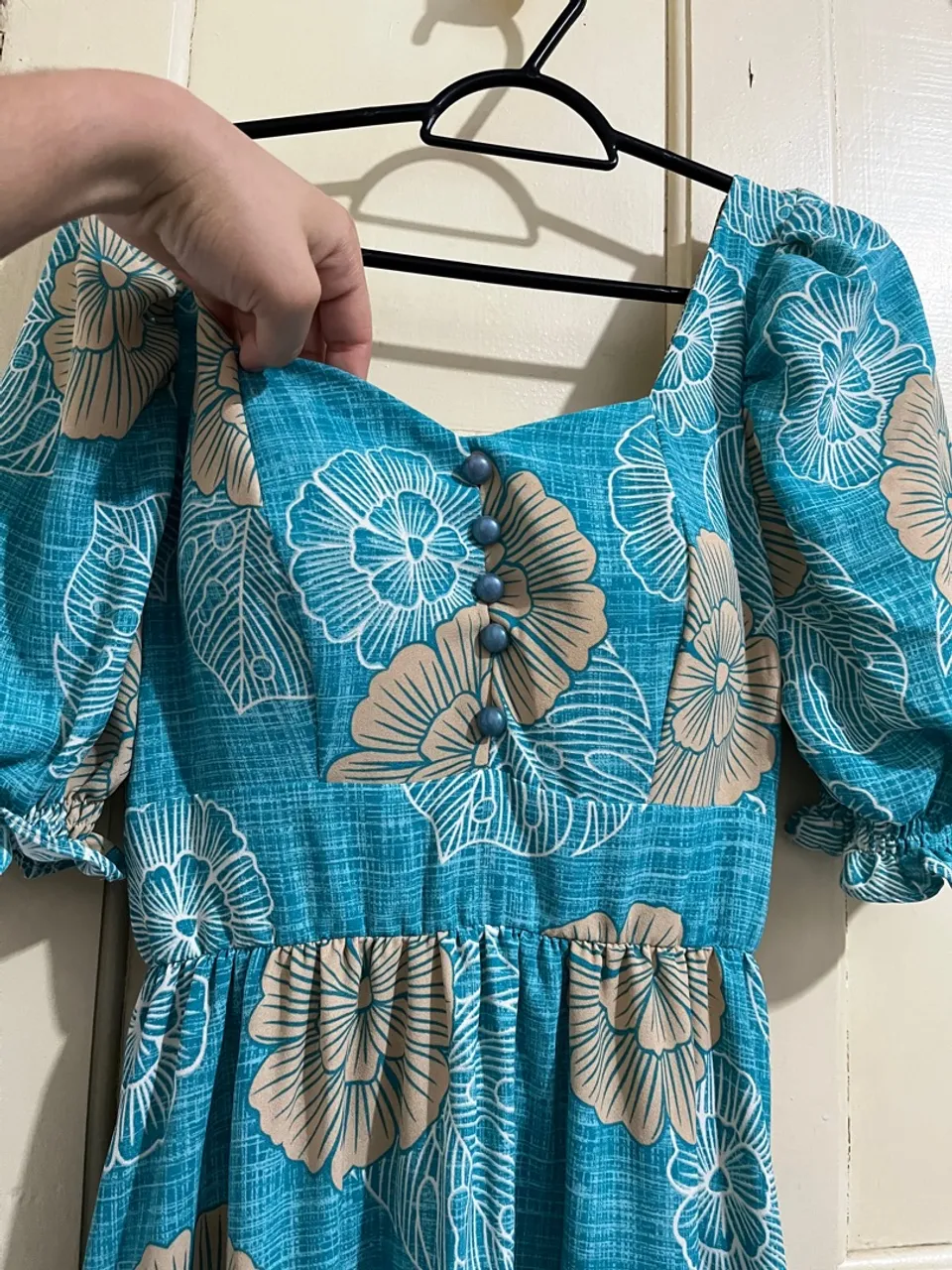 Vestido Floral com Manga Bufante