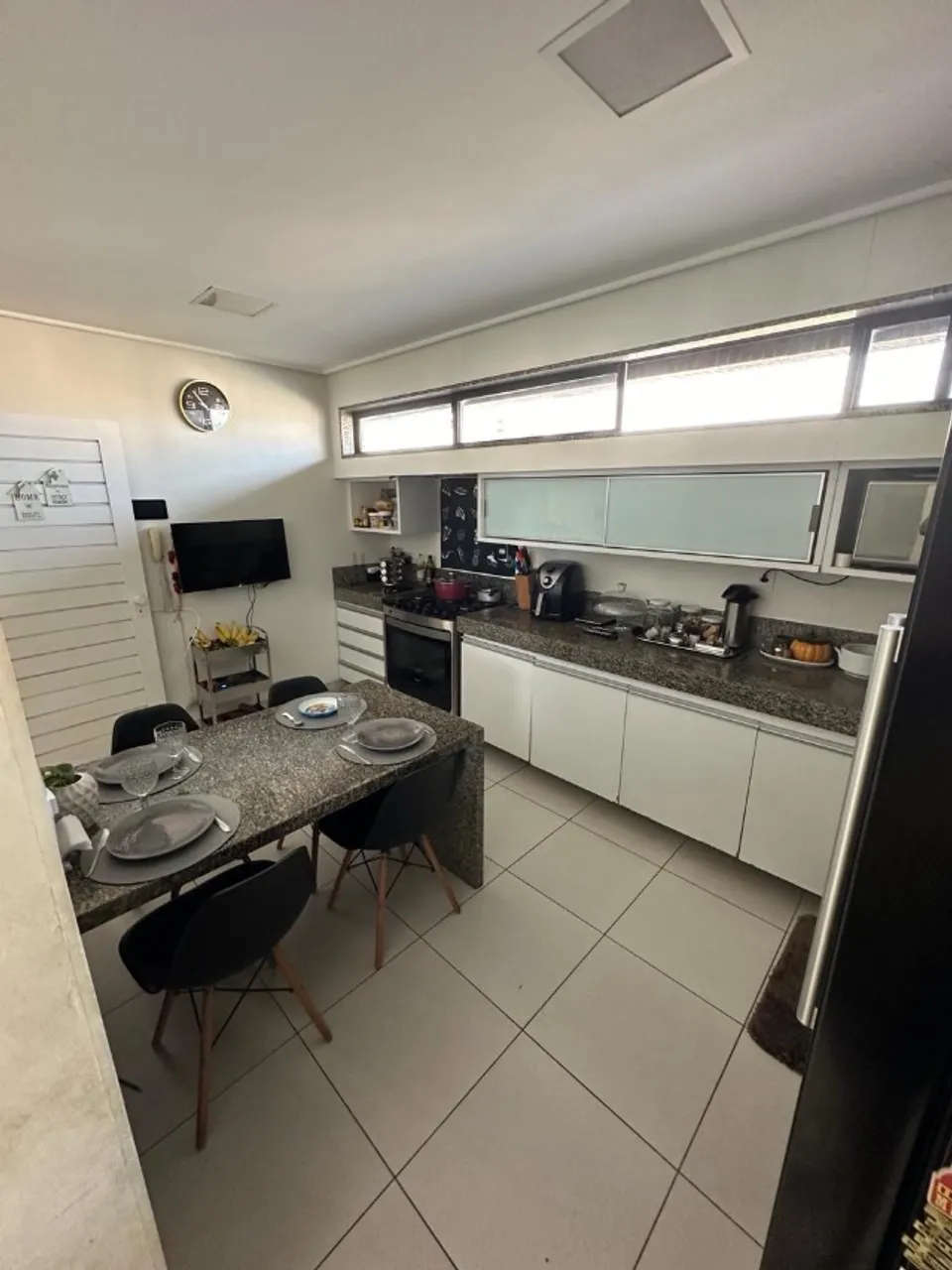 Apartamento em Manaíra - Joao Pessoa -PB. Com 04 suítes + Dependência completa