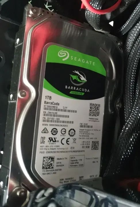 HD 1TB Seagate BarraCuda