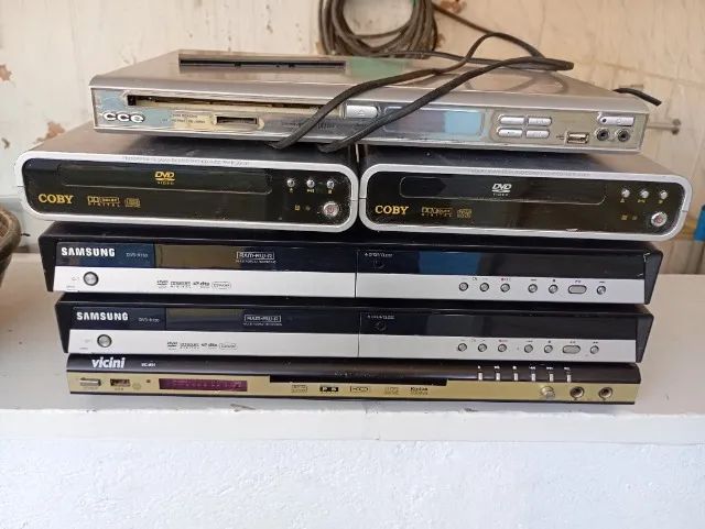 Aparelhos de DVD com defeito... Ideal para retirar peças - Foto 2