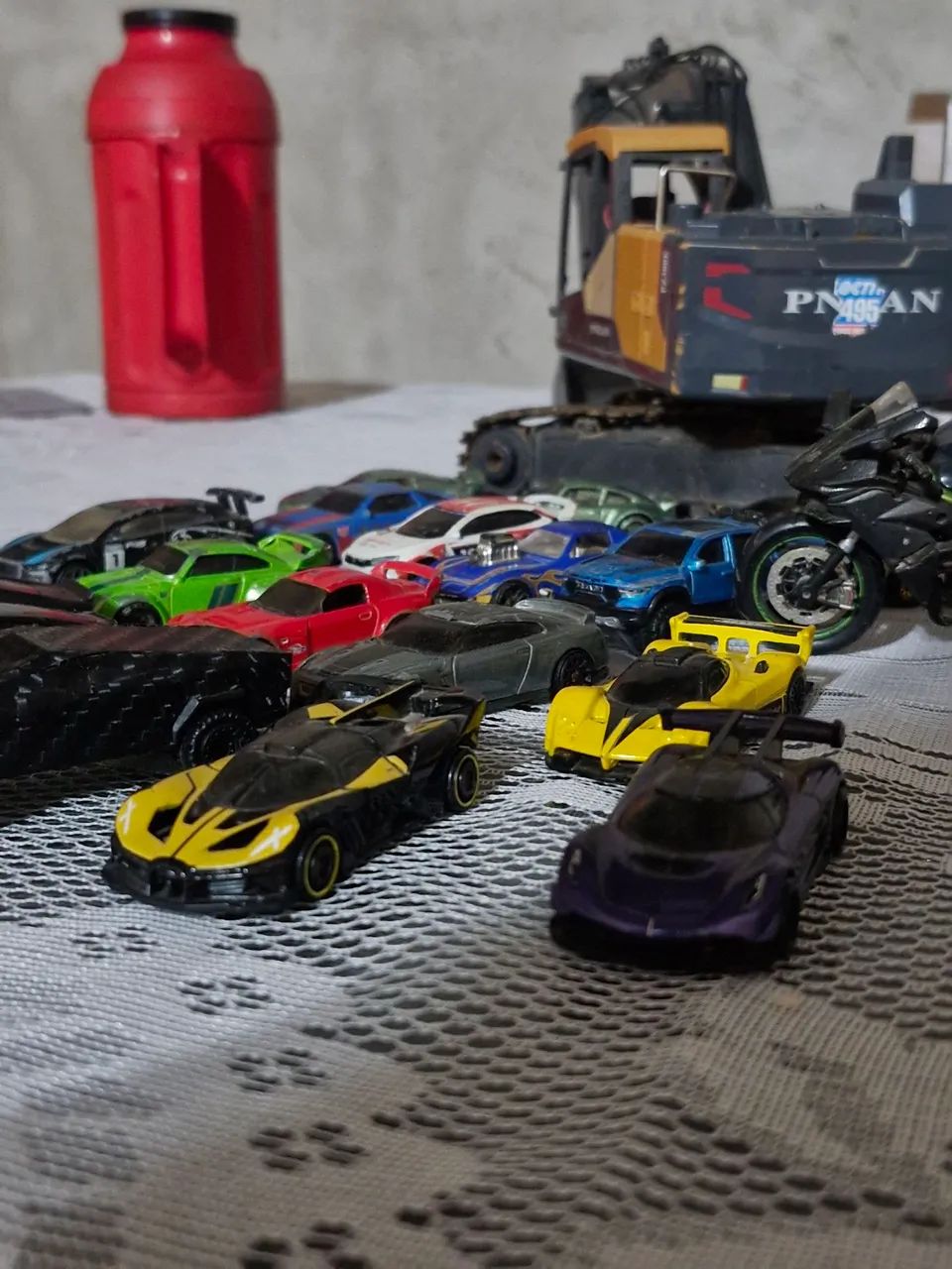 Vende escavadeira e todos esses carrinho da hotel wels