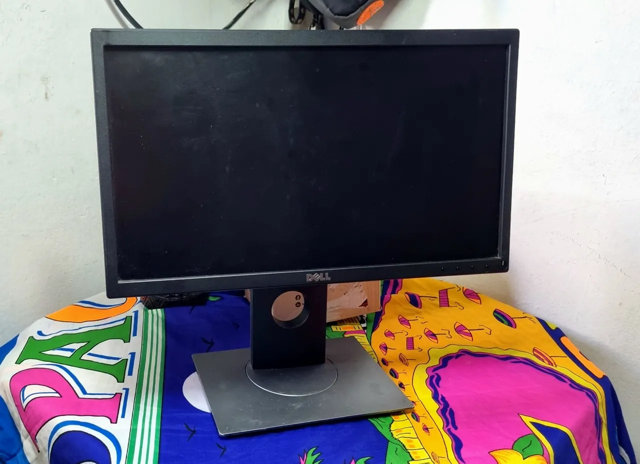 Monitor Dell 19,5 polegadas  P2018H