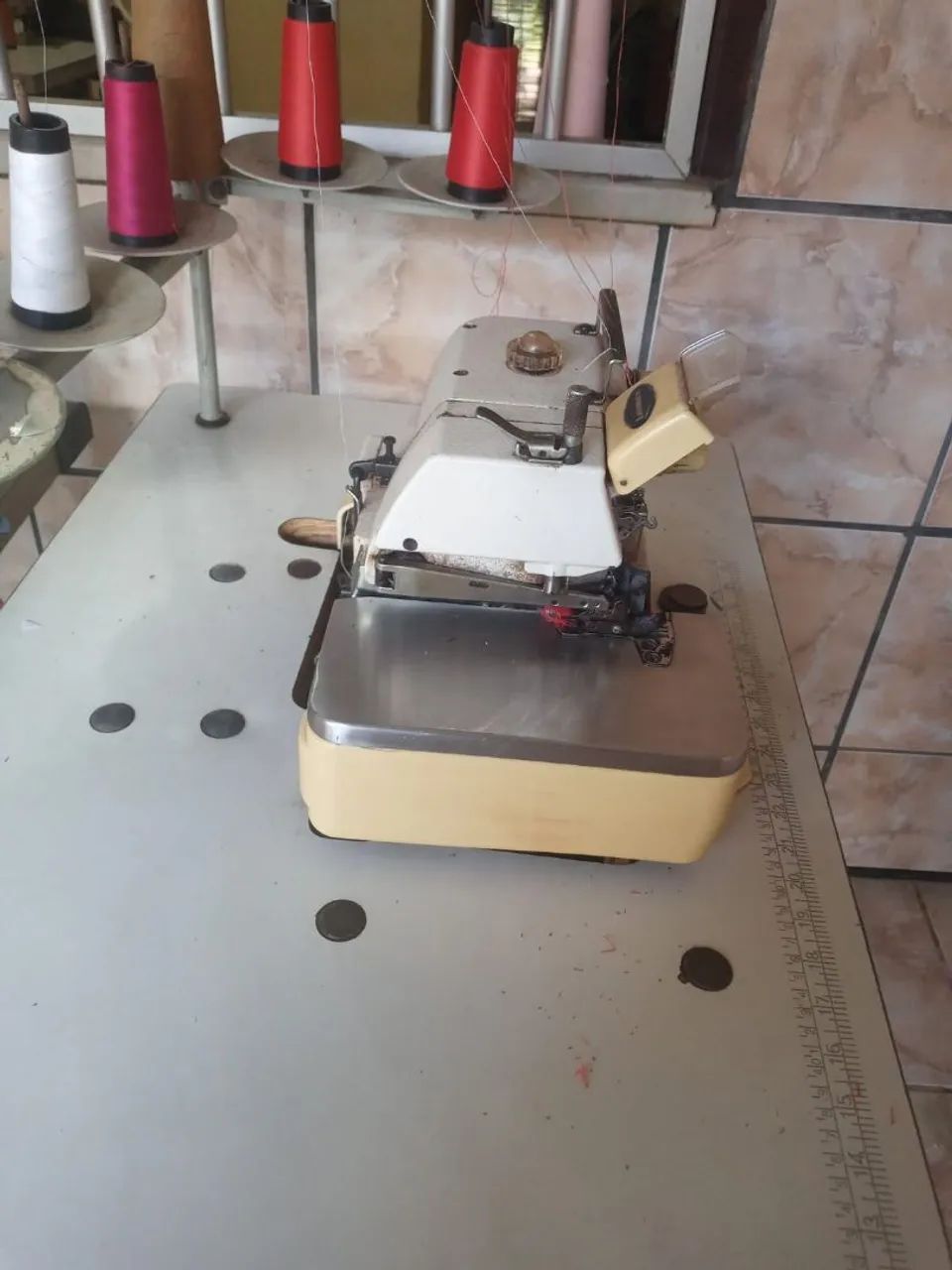 Máquina de Costura Overlock Industrial - Foto 4