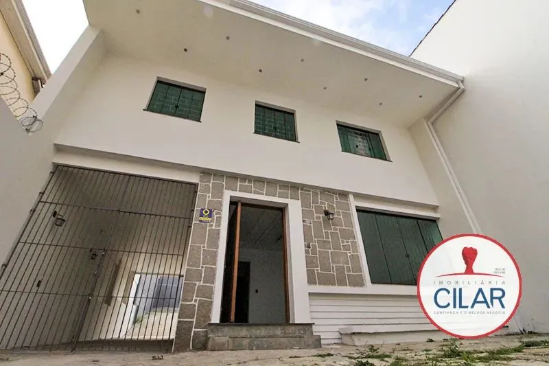 Imobiliária Cilar Aluga Casa 5 Salas no Centro com 220m², Ref. 06689.002-CILAR