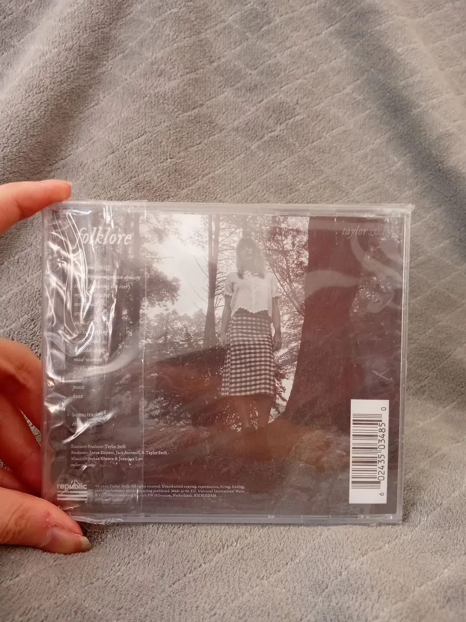 CD Taylor Swift - folklore (Edição Limitada) - Foto 2