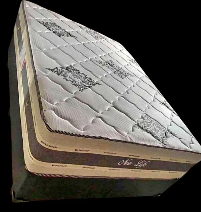 Cama casal com colchão molas ensacadas 