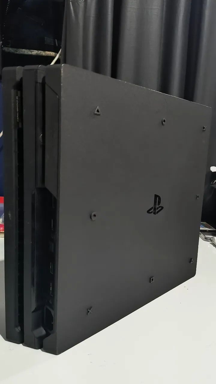 Console Playstation 4 Pro 1TB + 2 jogos - Foto 6