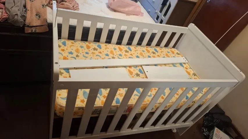 Berço americano 3 em 1 (vira cama) com colchão - Foto 3
