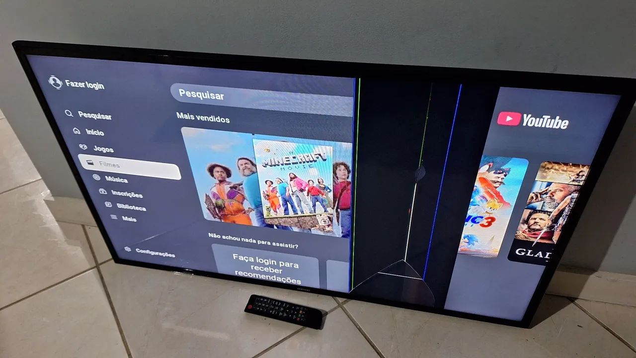 TV Smart Samsung 43" (UN43J5200AG) - Tela Quebrada - Para Peças ou Reparo