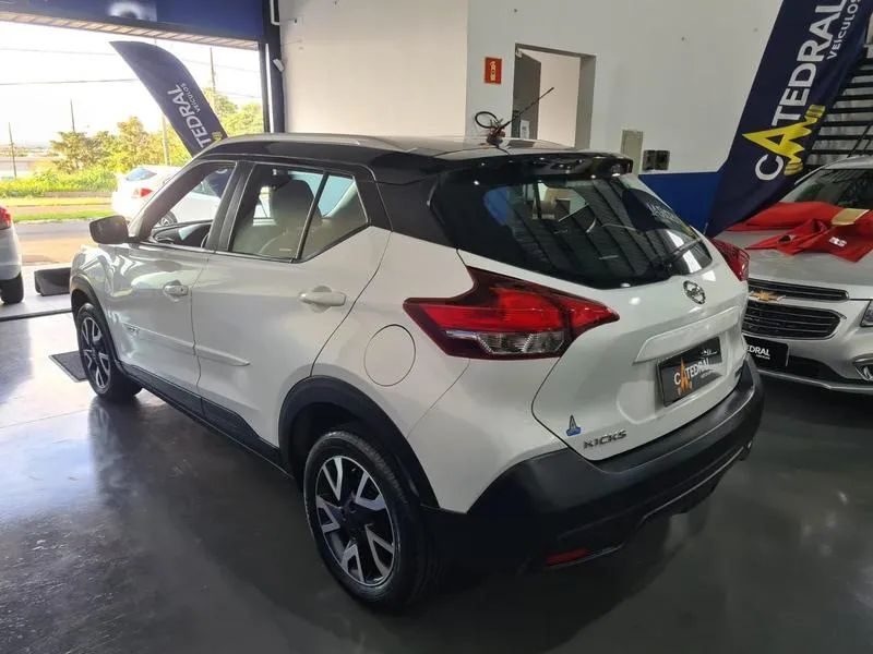 Nissan Kicks 1.6 Special Edition Flexstart Automático - Foto 4