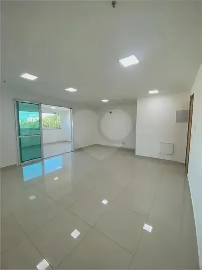 Salas comerciais à venda no Centro de Niterói - RJ