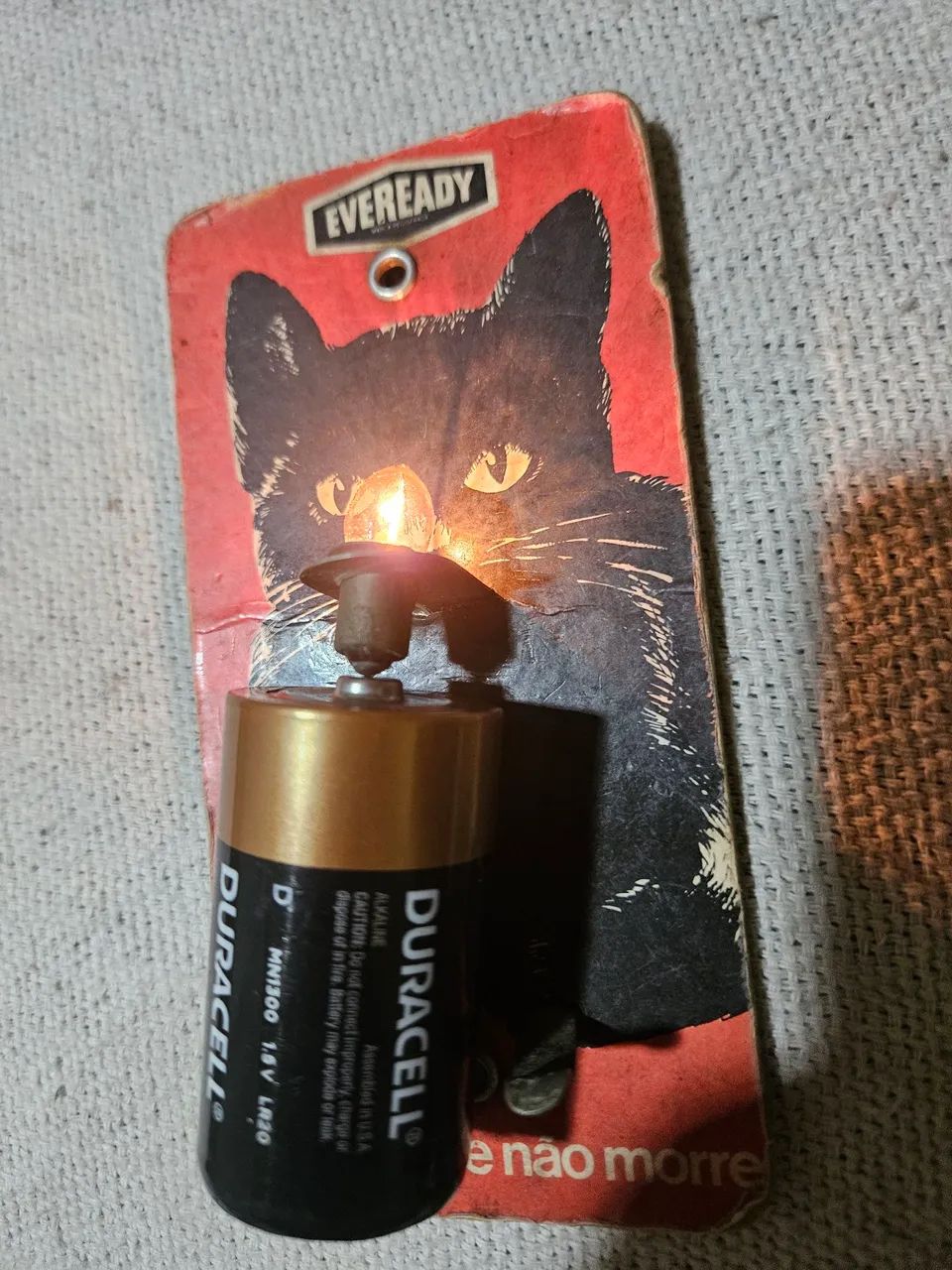 Duracell D-Size Battery Pair65724023383041123