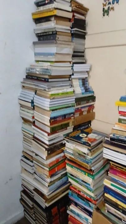 Coleção de livros antigos