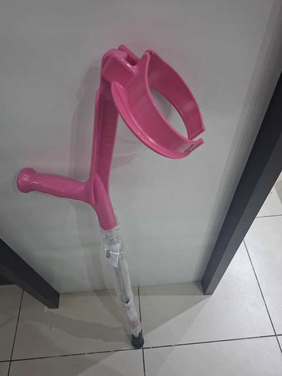 Muleta articulada Rosa - Conforto e Segurança - Foto 2