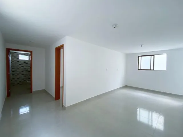 Vendo apartamento térreo com 3 quartos na Torre