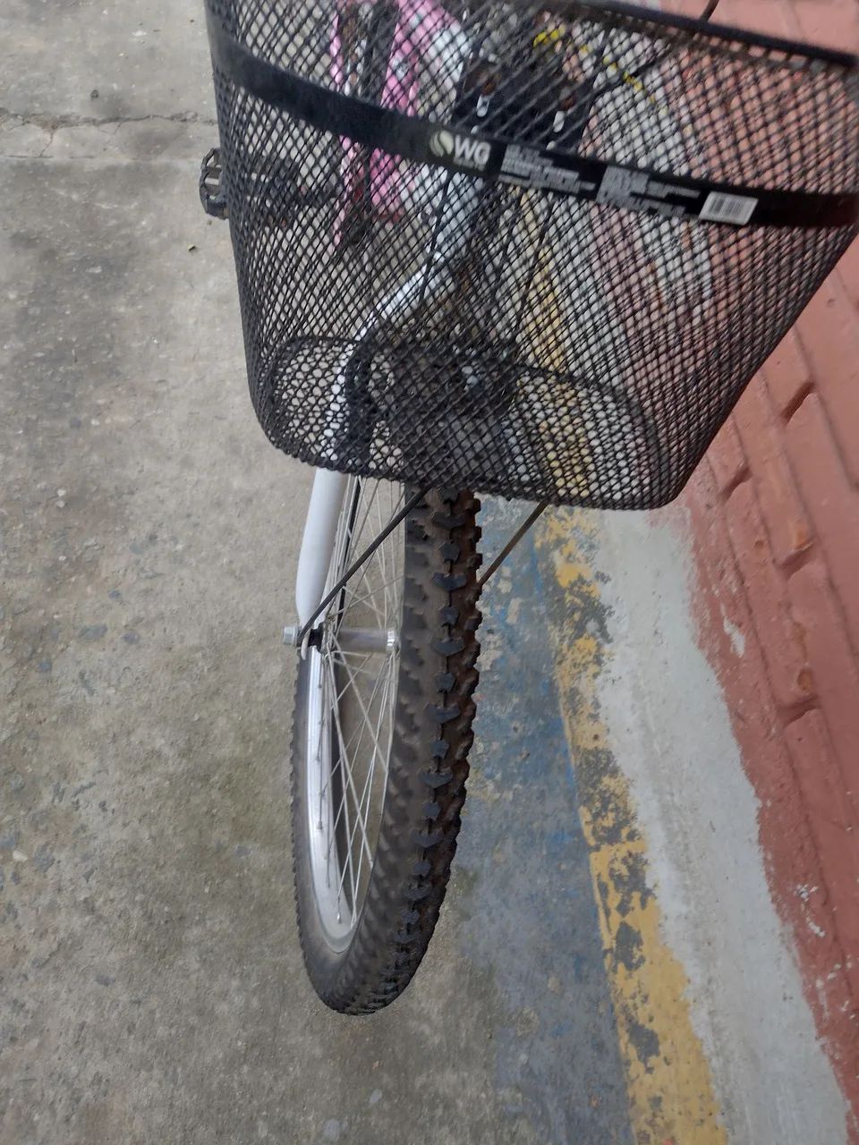 Bicicleta Infantil Rosa e branca  - Foto 5