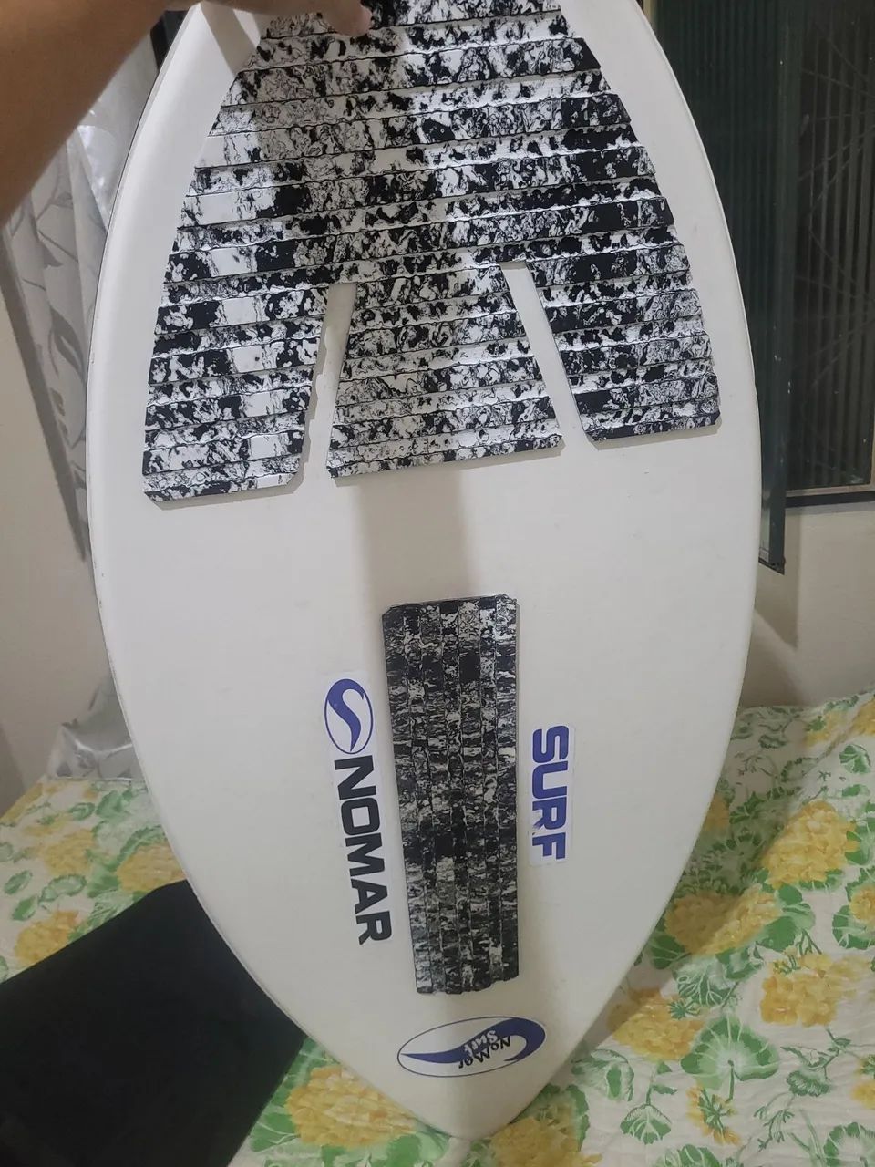 Vendo prancha de skimboard fibra de carbono - Foto 3