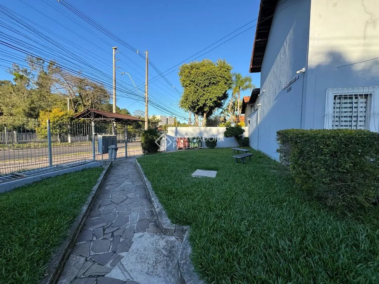 casa em condomínio 3 dormitórios