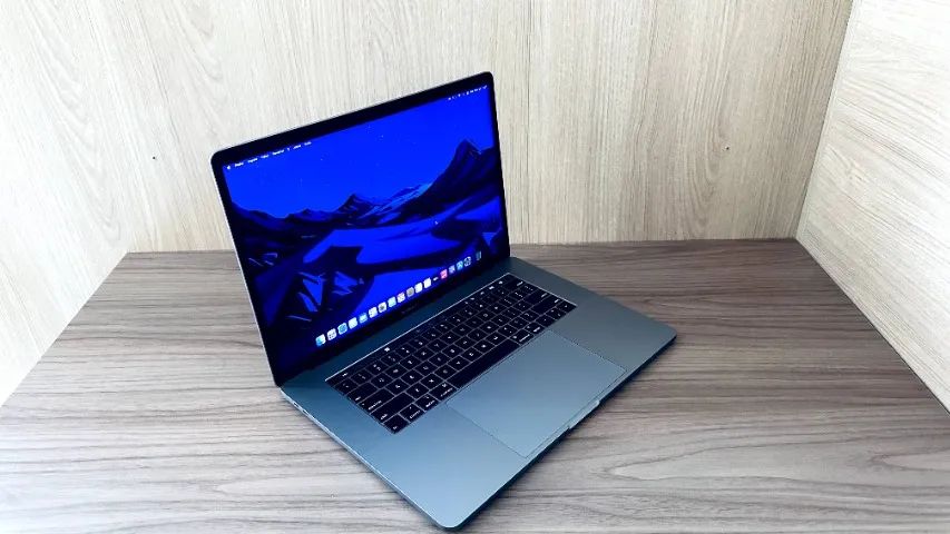 MACBOOK PRO, 64 GB, 1TB SSD, CORE i9, 16 POLEGADAS, TOUCH ID, TOUCH BAR - Foto 3