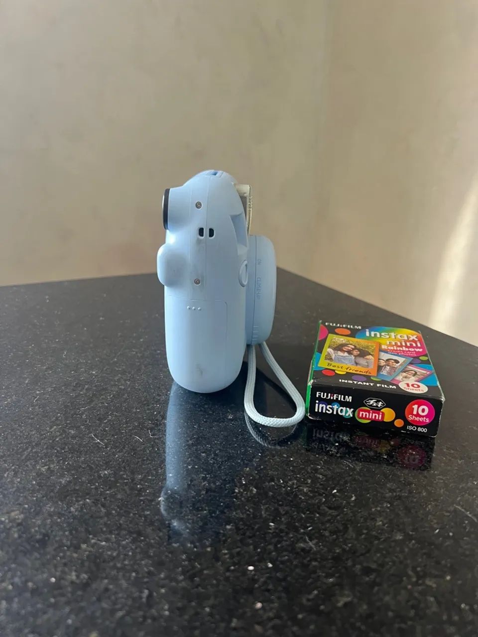 Câmera Instax Mini 12 + Filme Rainbow - Foto 5