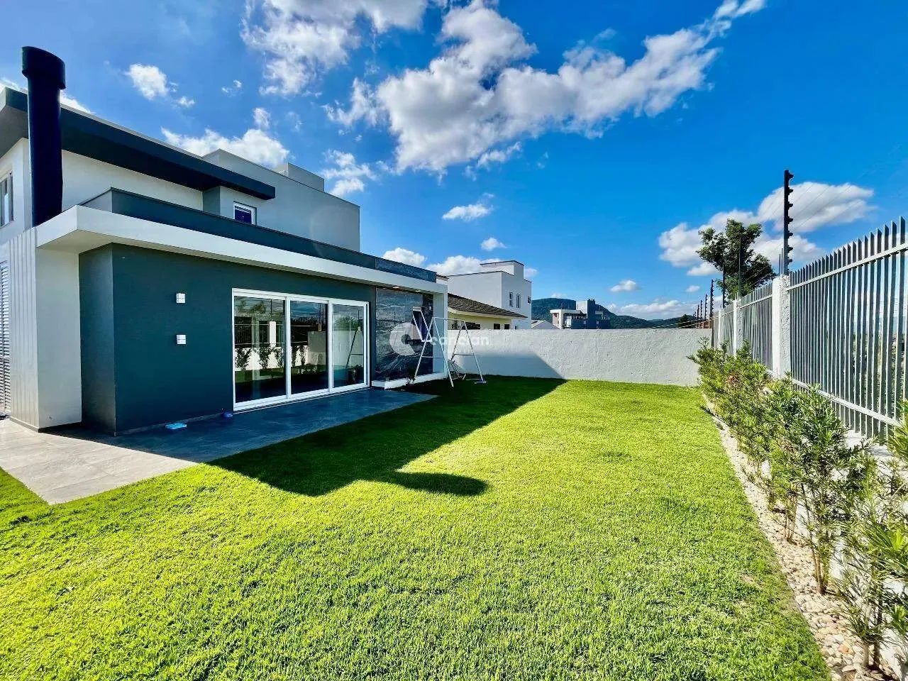 Casa Alto Padrão em Condomínio fechado! - Foto 2