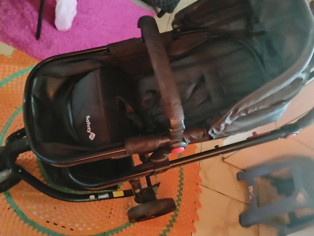 Carrinho de Bebê Safety 1st - Preto - Foto 4