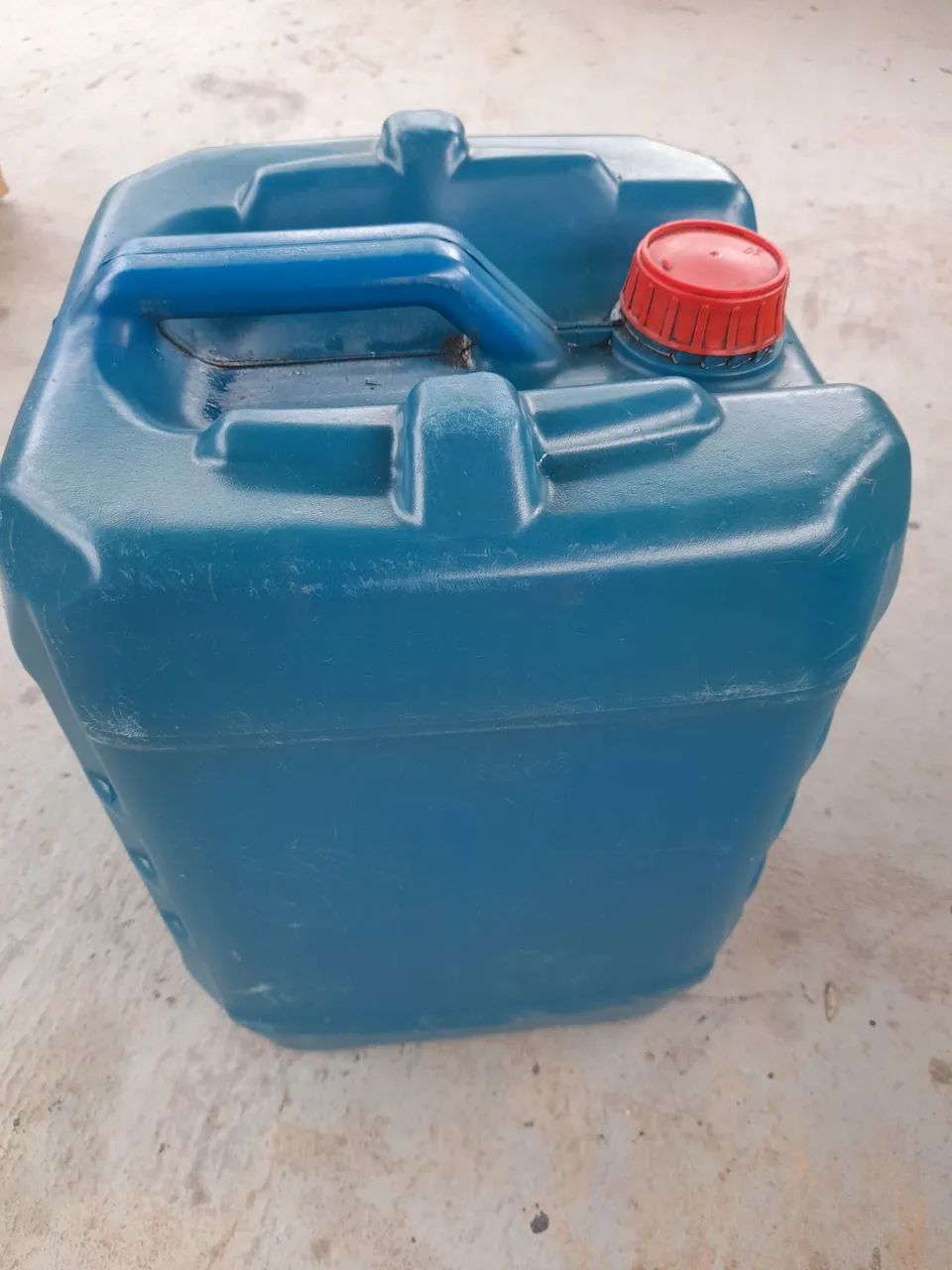 2 bombonas vazias de 20 litros