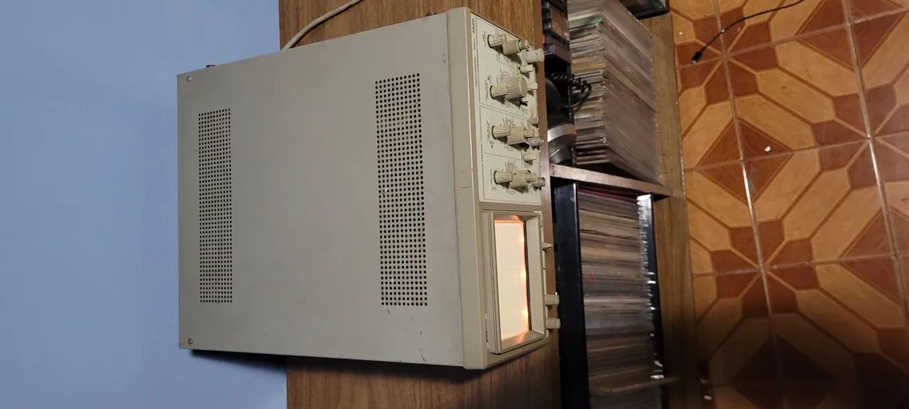 Osciloscópio Pantec 1020  - Foto 3