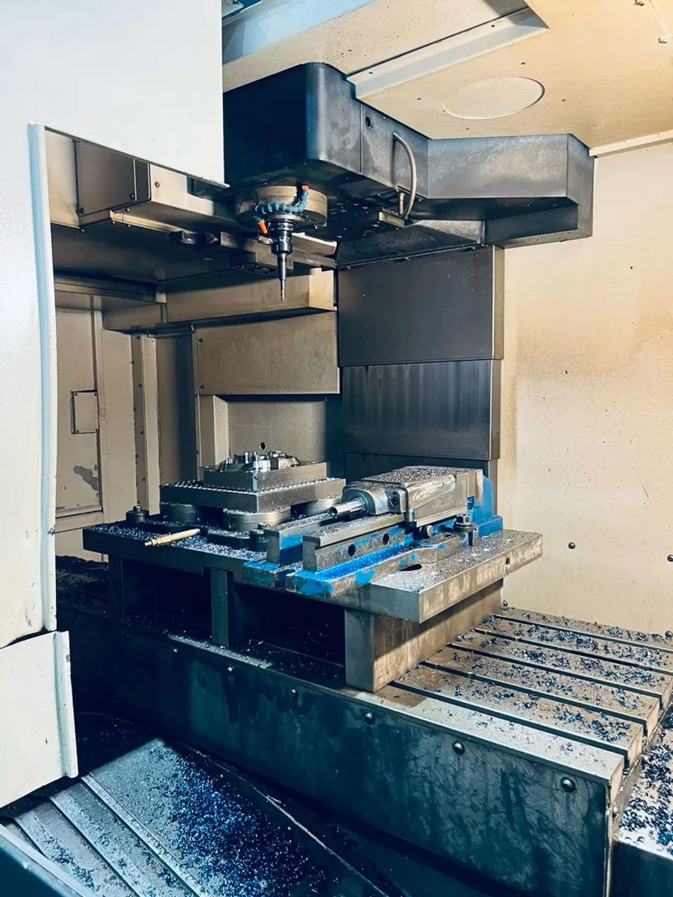 Centro de Usinagem Mazak Nexus 510C-II - Foto 4