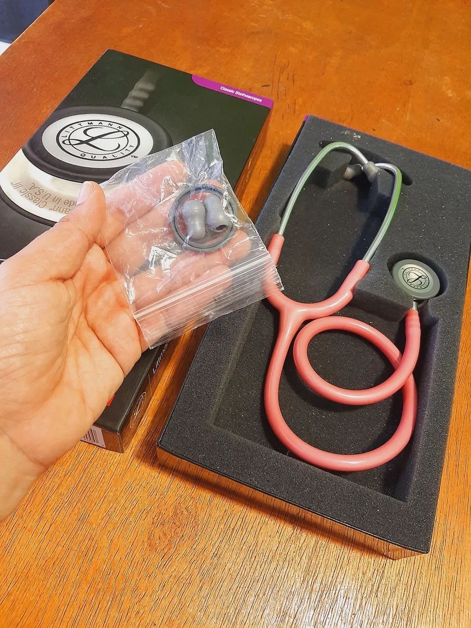 Estetoscópio Littmann Classic III - Novo - Foto 3