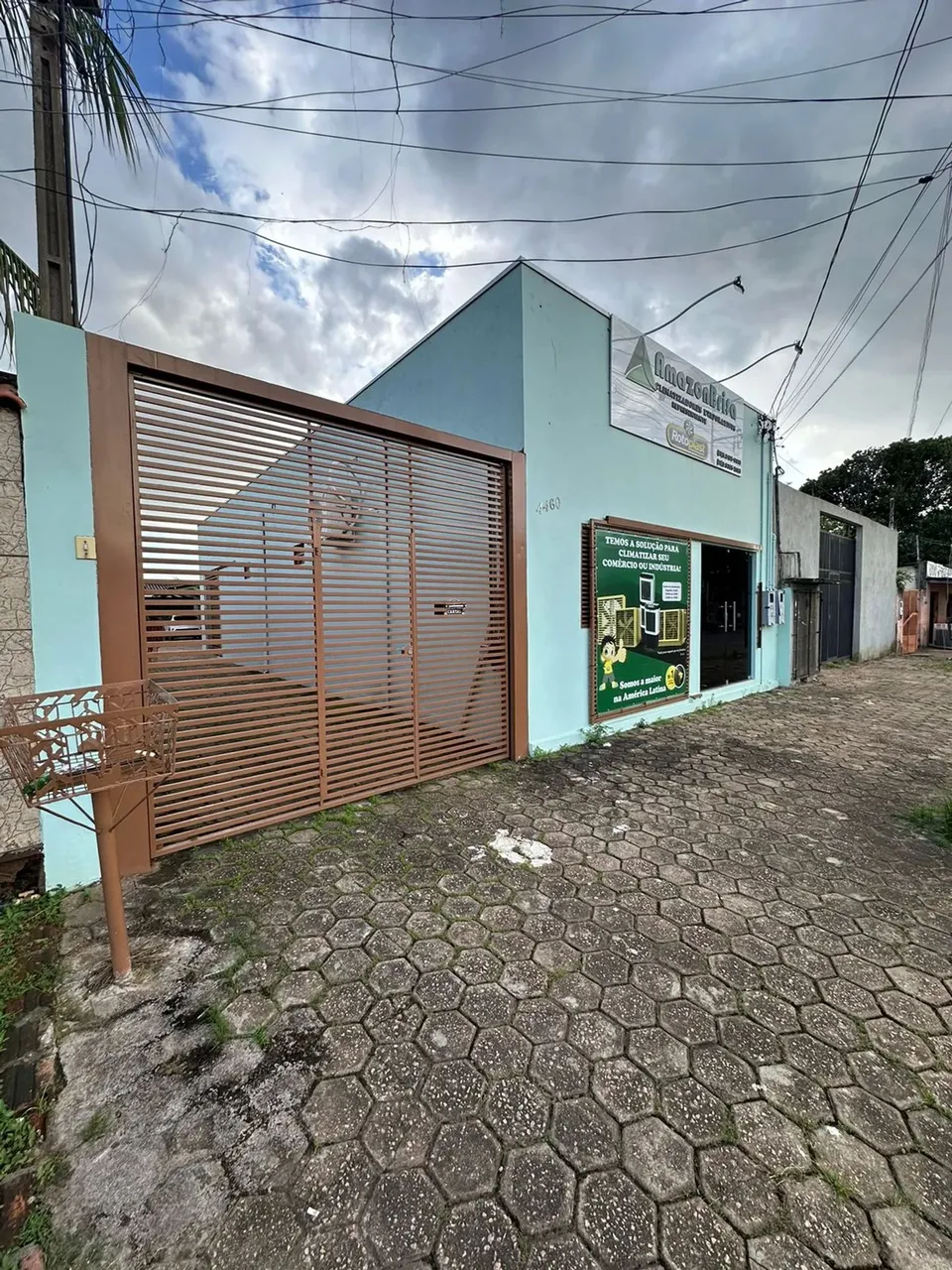 Térrea para venda possui 177 metros quadrados com 2 quartos em Agenor de Carvalho - Porto