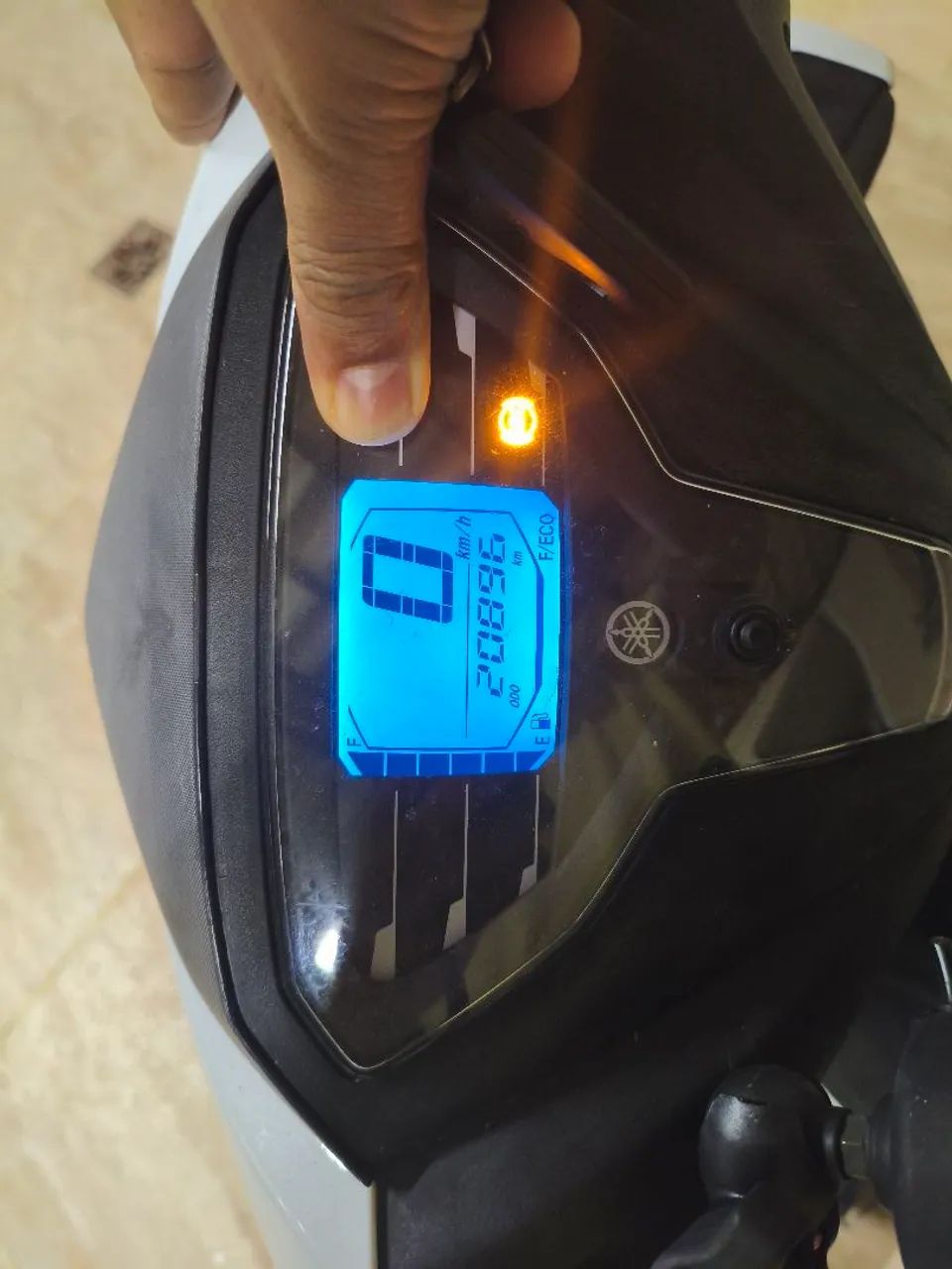Yamaha fluo 2004/25 - Foto 4