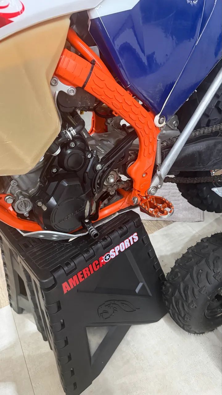 KTM 350 SIX DAYS  - Foto 3