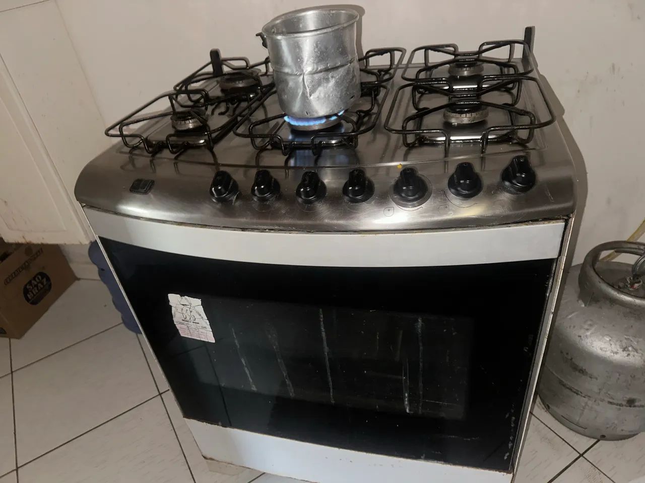 Fogão de 6 bocas