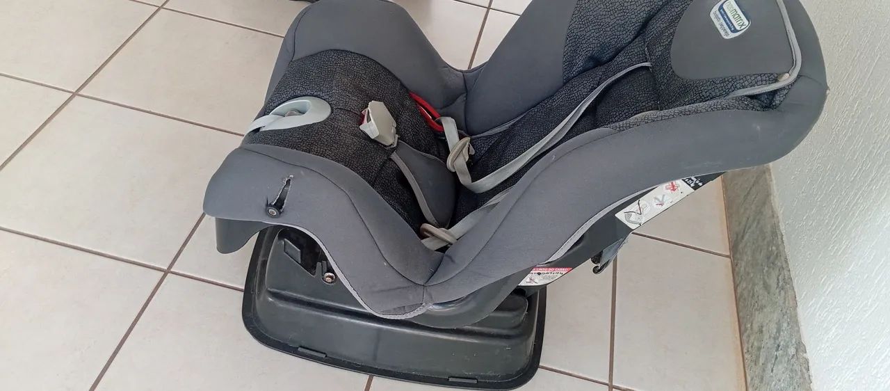 Cadeirinha pra carro infantil 