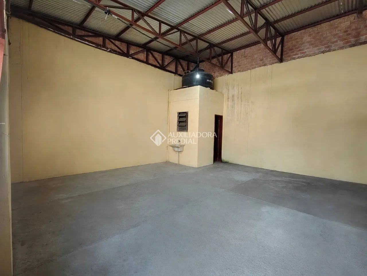 Casa comercial com estacionamento em Partenon - Foto 4