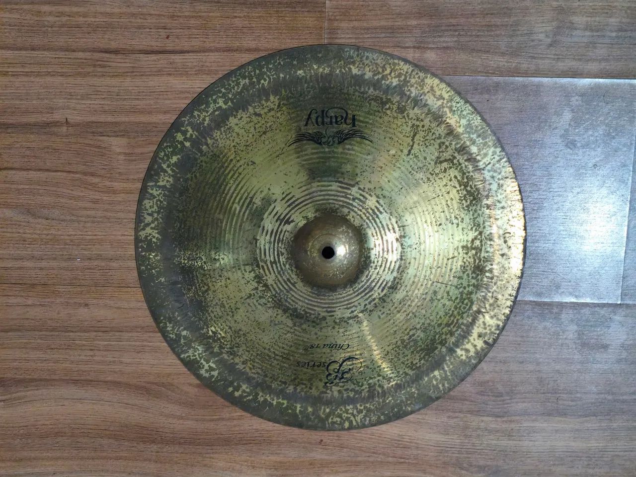 China harpy 18" - Foto 2
