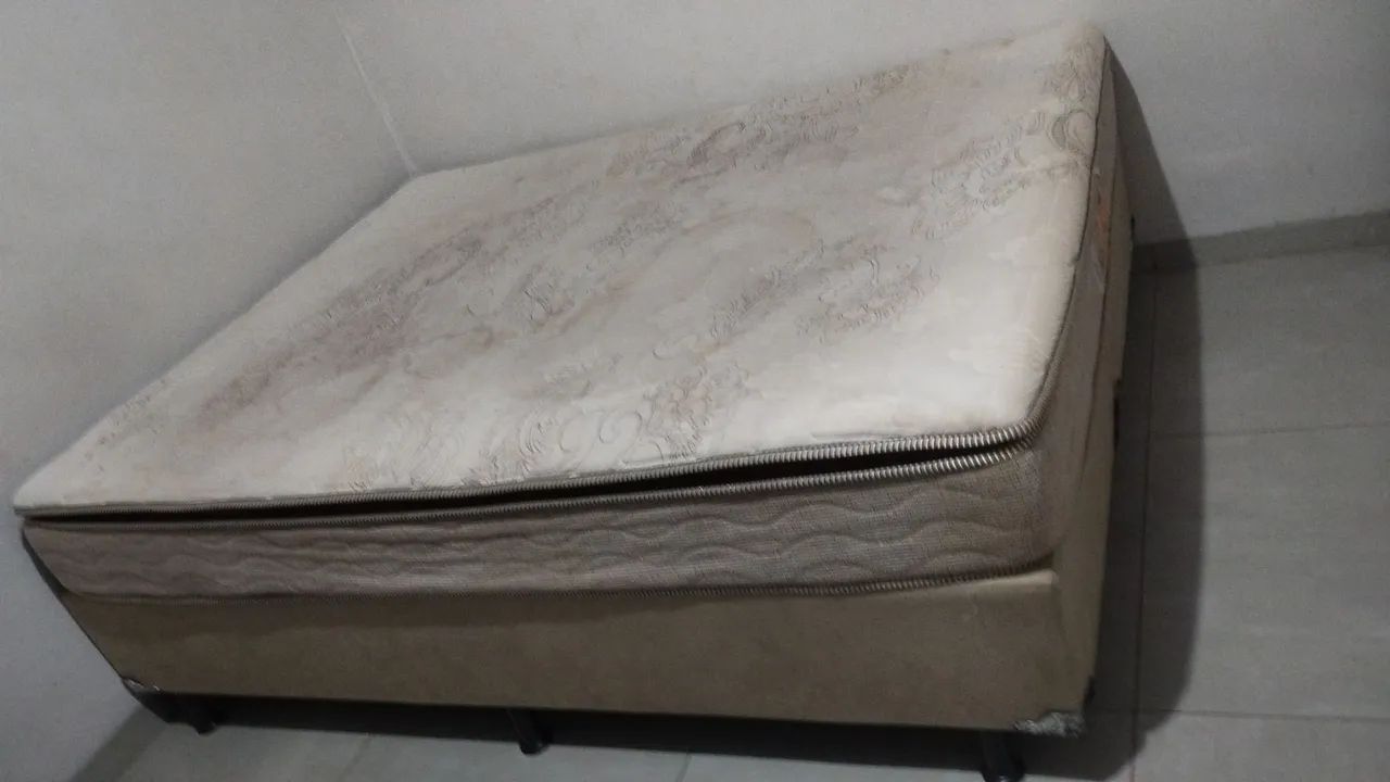 Cama queem