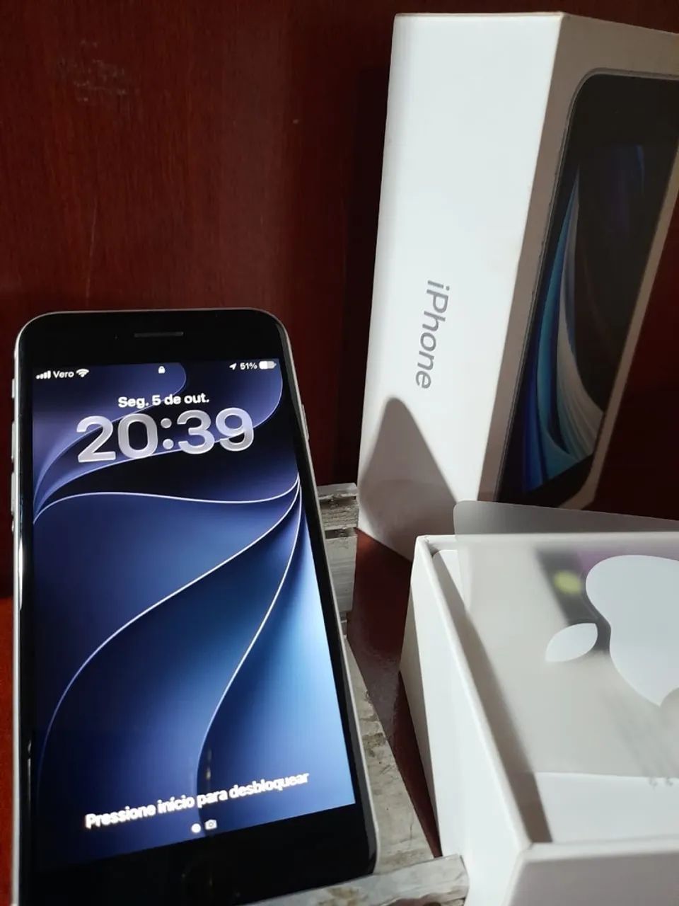 iPhone SE 2 Geração Branco - Foto 2