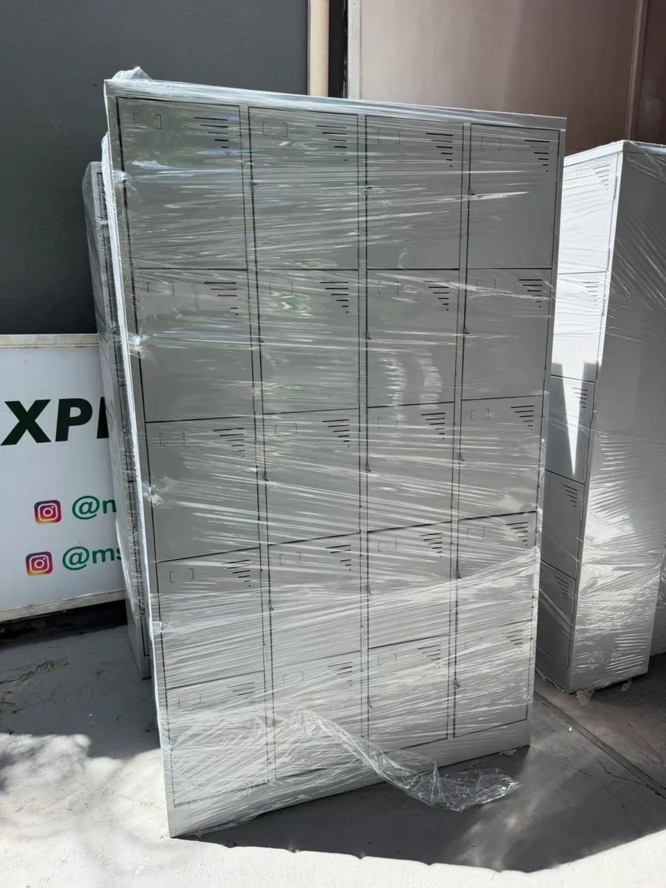 ROUPEIRO 20 PORTAS
