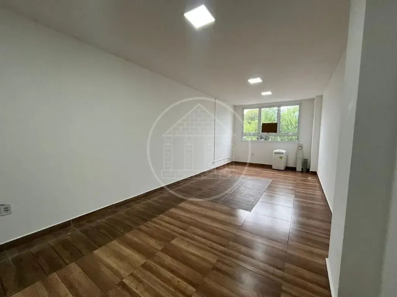 Sala para alugar no condomínio Terrara (Interlagos) - Foto 4