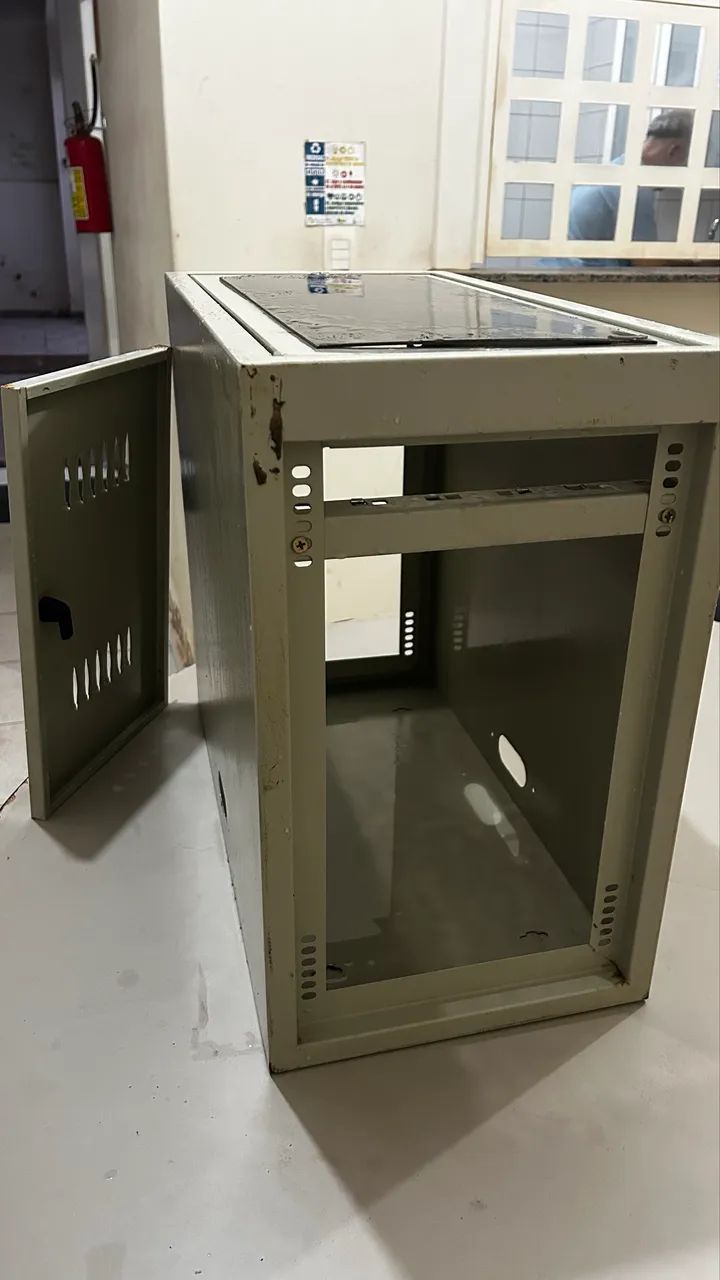 Gabinete Rack de TI 19? - SEMINOVO - Foto 4