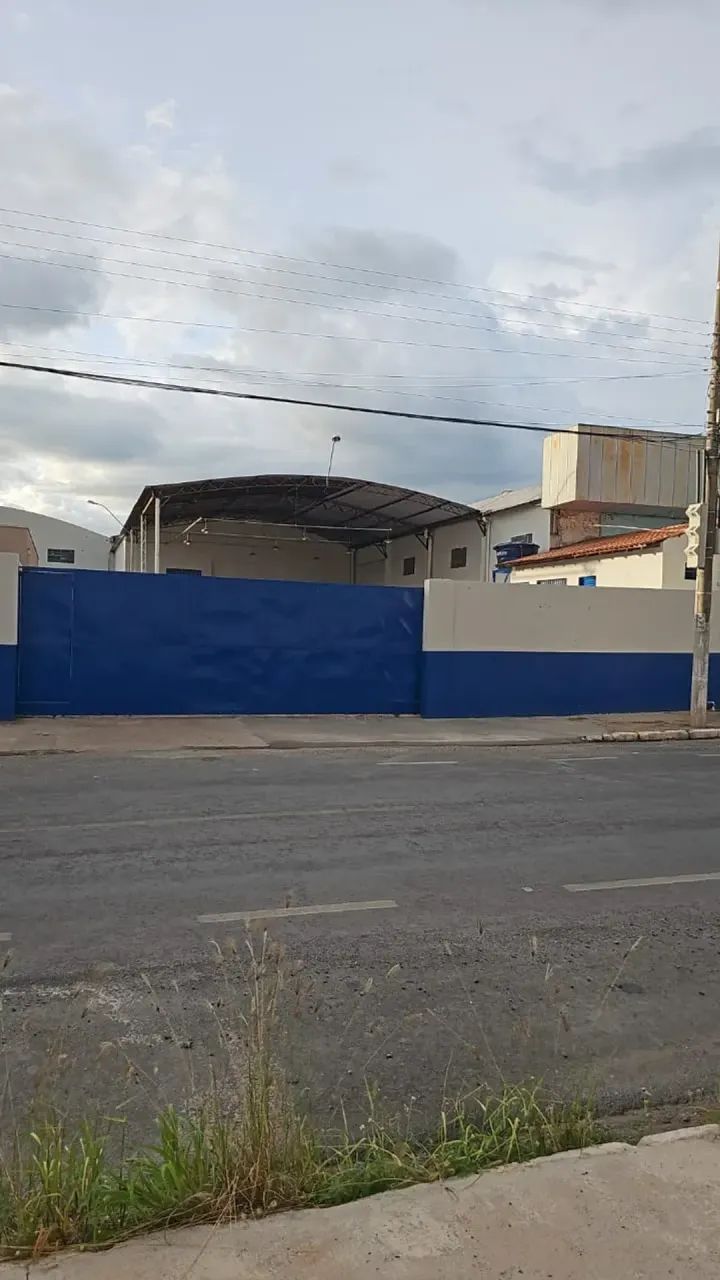 Galpão comercial para Locação  / Cuiabá  MT - Foto 2