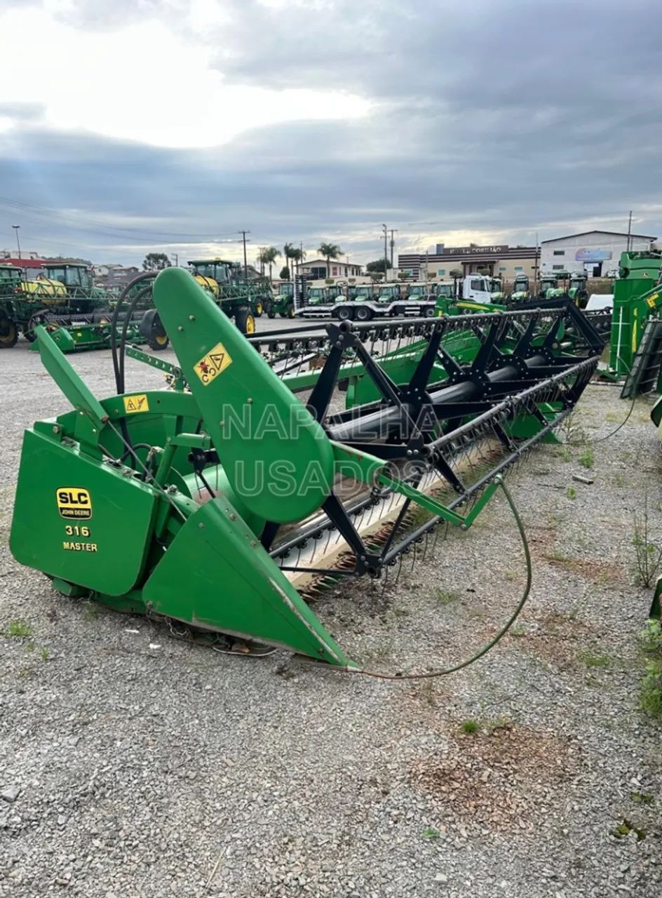 John Deere Colheitadeira 1175 - Caminhões - Campos Novos