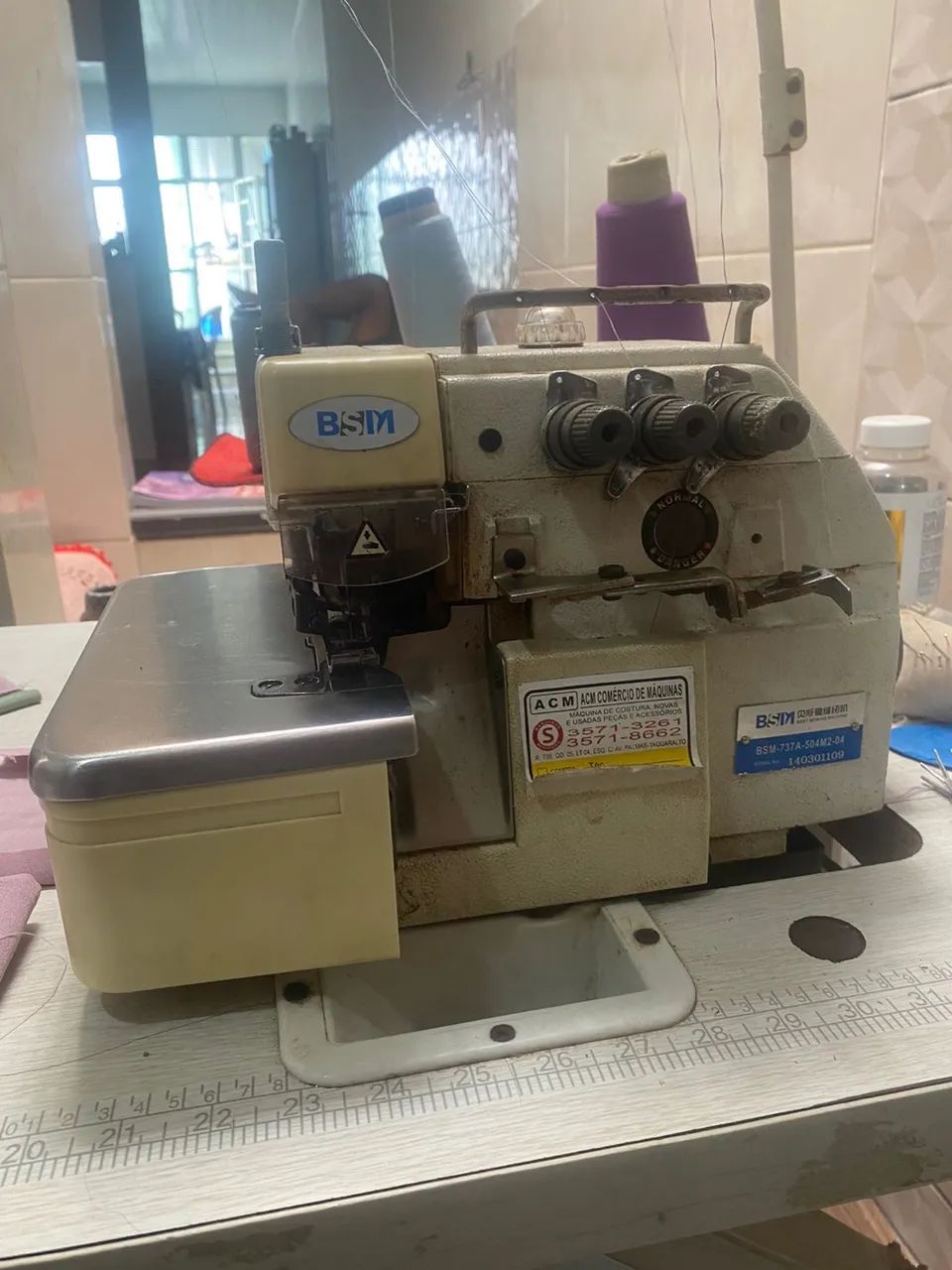 Máquina  de Costura Overlock