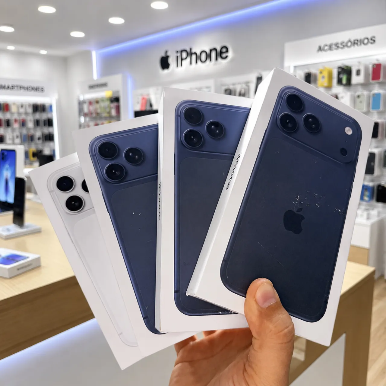 iPhone 16e 256GB ? Saúde da Bateria 100%, Novo e Sem Detalhes