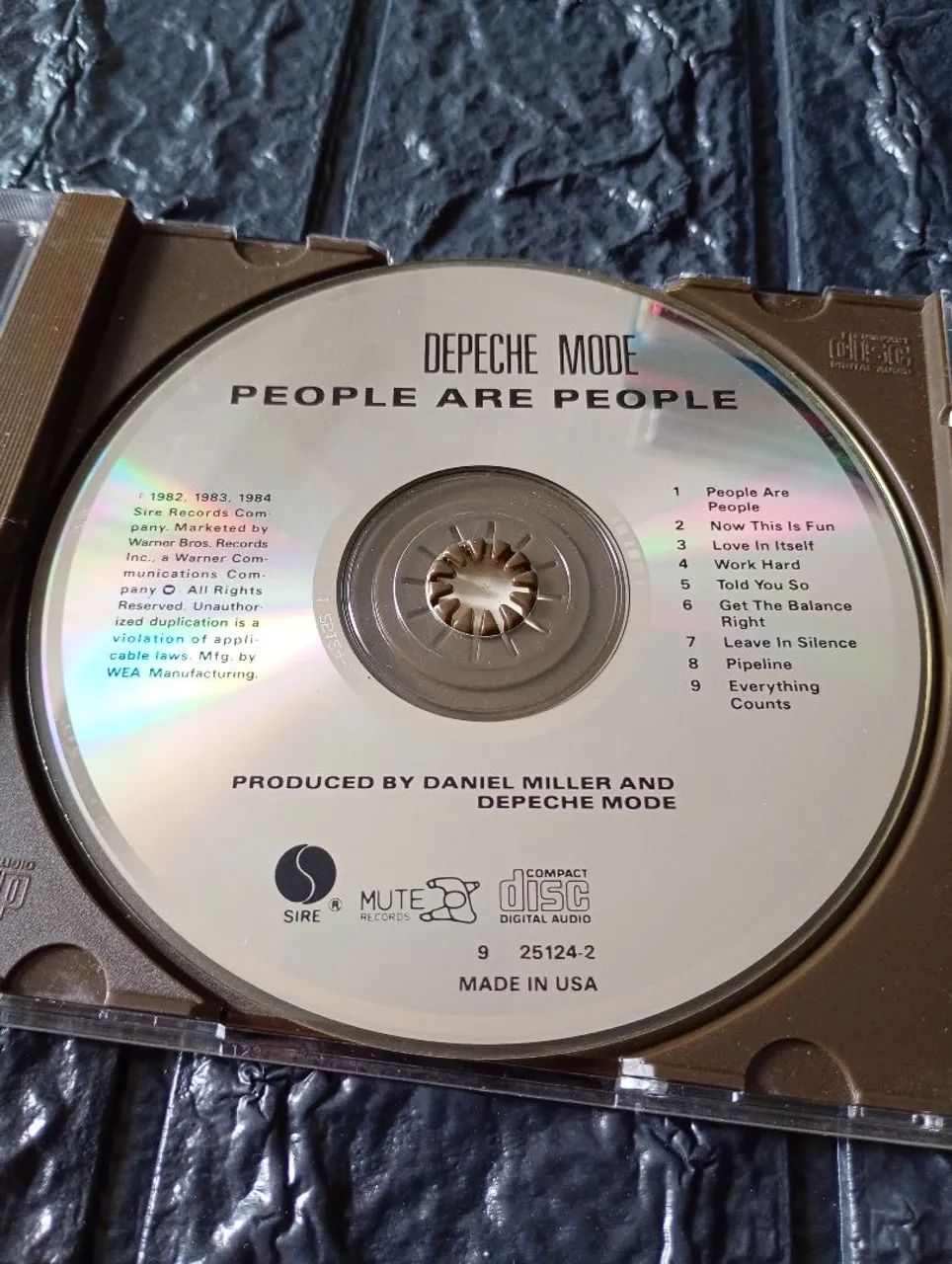 CDs DEPECHE MODE Ultra / People Are People  - Foto 5